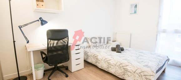 5 bedrooms Apartment in Essonne, France No. 161618 7