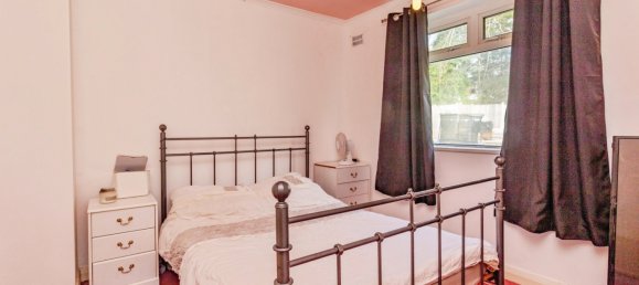 Haus in Stoke-on-Trent, United Kingdom, Nr. 1915 9