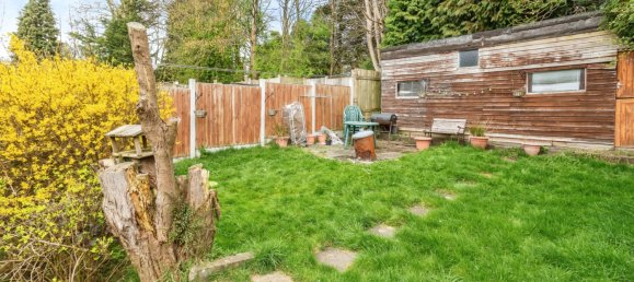 Haus in Stoke-on-Trent, United Kingdom, Nr. 1915 18