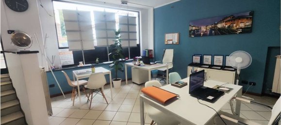 65m² Commercial property in Oggiono, Italy No. 275982 5