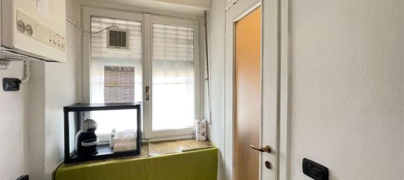 65m² Commercial property in Oggiono, Italy No. 275982 12