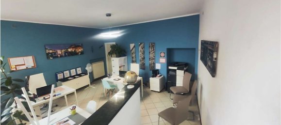 65m² Commercial property in Oggiono, Italy No. 275982 4