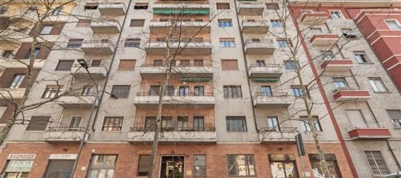 4 rooms Apartment in Milan, Italy No. 243915 21