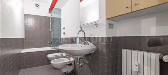 4 rooms Apartment in Milan, Italy No. 243915 13