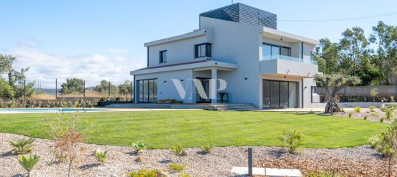 7 bedrooms Villa in Quarteira, Portugal No. 31920 31