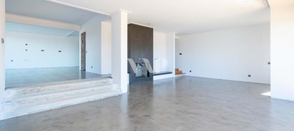 7 bedrooms Villa in Quarteira, Portugal No. 31920 3