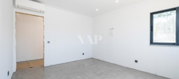 7 bedrooms Villa in Quarteira, Portugal No. 31920 11