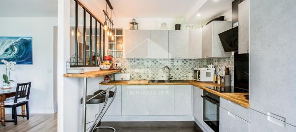 2 bedrooms Apartment in Sevres, France No. 364064 2