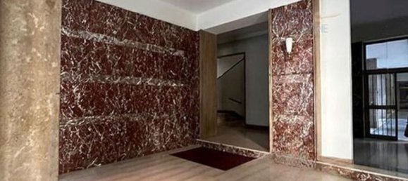 3-salle Appartement à Rome, Italy No. 15038 3