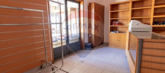 57m² Commercial property in Baiao, Portugal No. 60359 6