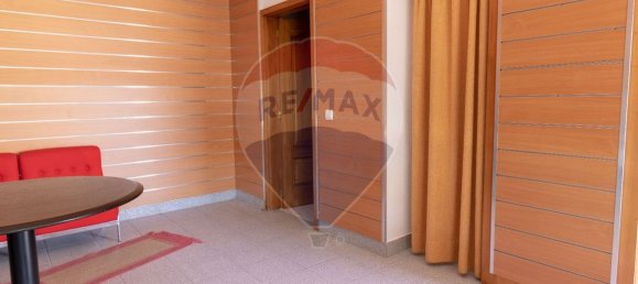 57m² Commercial property in Baiao, Portugal No. 60359 8