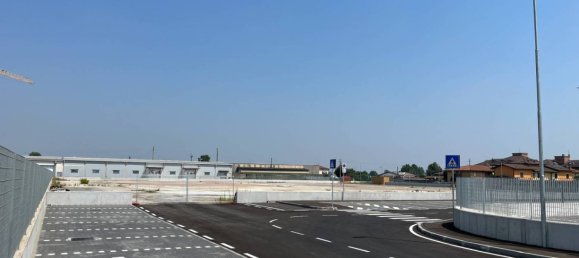 Grundstück in Castrezzato, Italy 6000m², Nr. 263521 6