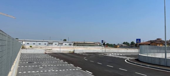 Grundstück in Castrezzato, Italy 6000m², Nr. 263521 3