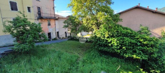 7 rooms House in Dernice, Italy No. 17632 3