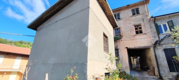 7 rooms House in Dernice, Italy No. 17632 12