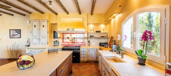 5 bedrooms Villa in Protaras, Cyprus No. 986 16