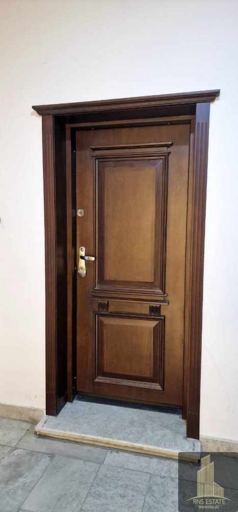 4 bedrooms Apartment in Nasimi, Azerbaijan No. 2109