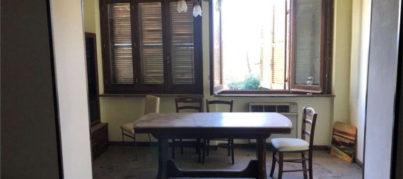 5 rooms Apartment in Monte Castello di Vibio, Italy No. 84012 12