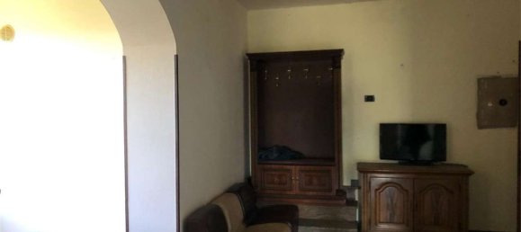 5 rooms Apartment in Monte Castello di Vibio, Italy No. 84012 17