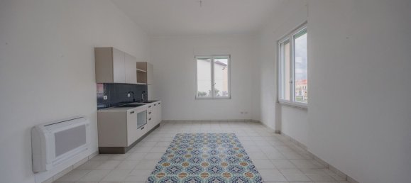 3 bedrooms Apartment in San Vincenzo, Italy No. 55079 2