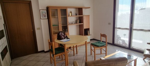 5 rooms Apartment in Massa e Cozzile, Italy No. 45979 32