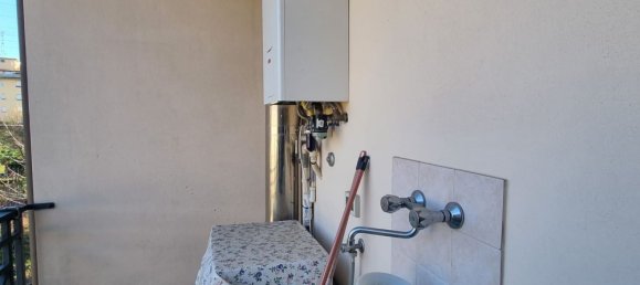 5 rooms Apartment in Massa e Cozzile, Italy No. 45979 25