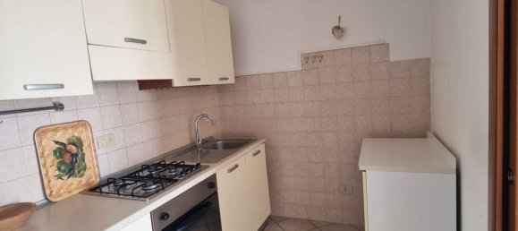 5 rooms Apartment in Massa e Cozzile, Italy No. 45979 29