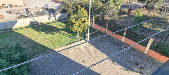 5 rooms Apartment in Massa e Cozzile, Italy No. 45979 26