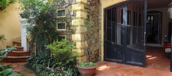 3 Schlafzimmer Villa in Tay Ho, Vietnam, Nr. 2695 4