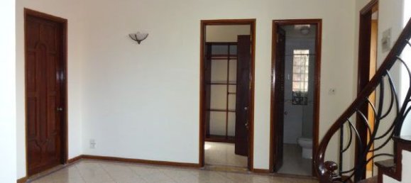 3 Schlafzimmer Villa in Tay Ho, Vietnam, Nr. 2695 7