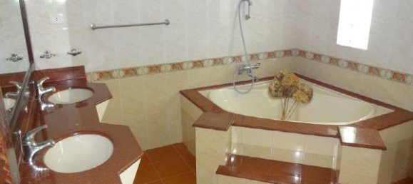 3 Schlafzimmer Villa in Tay Ho, Vietnam, Nr. 2695 3