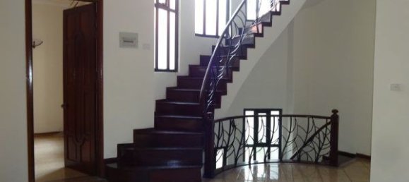 3 Schlafzimmer Villa in Tay Ho, Vietnam, Nr. 2695 9