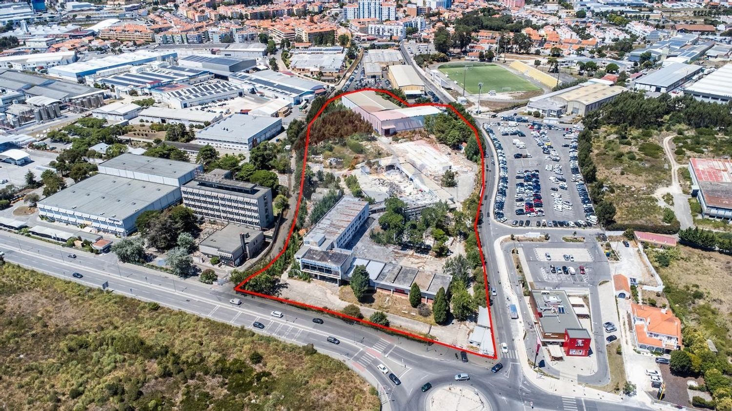 Склад 4166м² в Синтра, Португалия № 60180