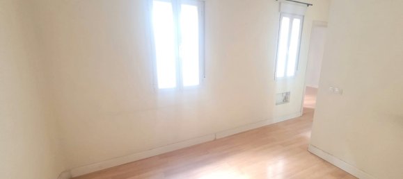 3 bedrooms Apartment in Madrid, Spain No. 171577 4