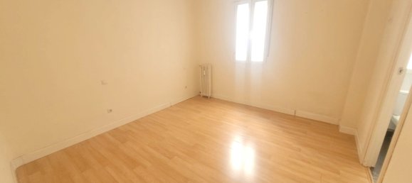 3 bedrooms Apartment in Madrid, Spain No. 171577 9
