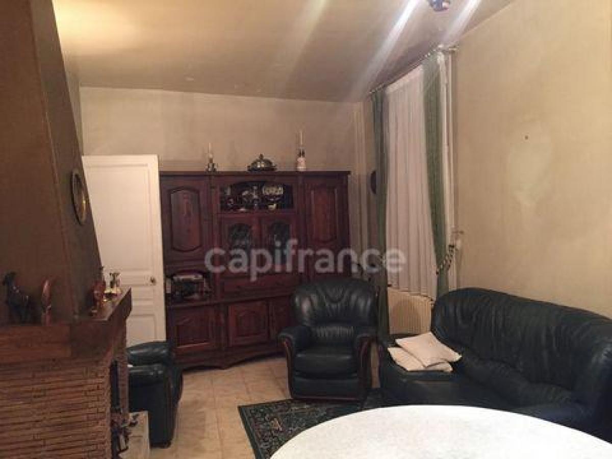 4 chambres Maison à Soissons, France No. 8377