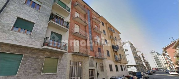 1 bedroom Apartment in Turin, Italy No. 10385 3