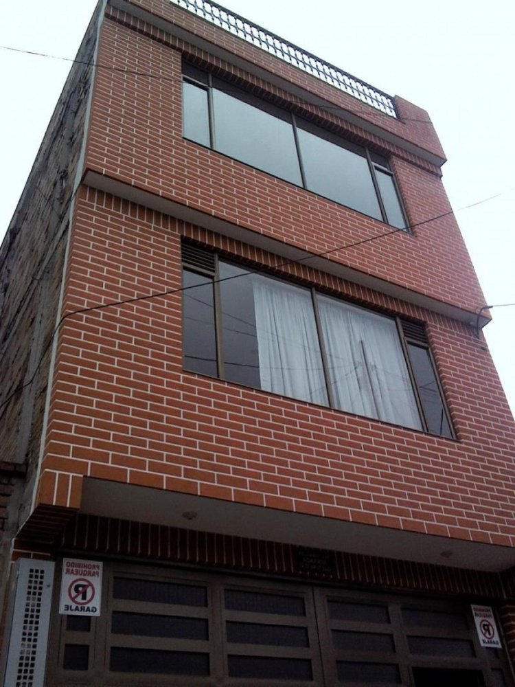 3 Schlafzimmer Haus in Bogota, Colombia, Nr. 12107