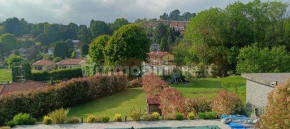 2 bedrooms Villa in Capiago Intimiano, Italy No. 259920 5