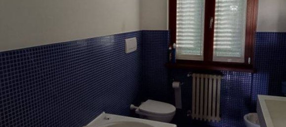 2 bedrooms Villa in Capiago Intimiano, Italy No. 259920 11