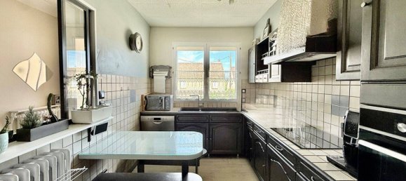 4 chambres Maison à Les Clayes-sous-Bois, France No. 319113 7