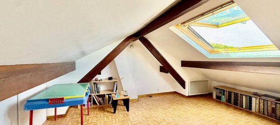 4 chambres Maison à Les Clayes-sous-Bois, France No. 319113 16