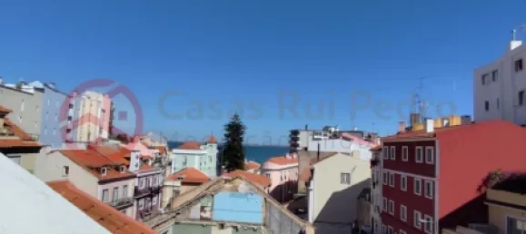 2 bedrooms Apartment in Lisbon, Portugal No. 163026 3