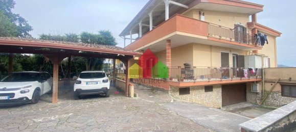 2 غرف نوم شقة في Giugliano in Campania, Italy رقم 67195 51