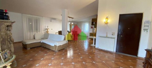 2 غرف نوم شقة في Giugliano in Campania, Italy رقم 67195 16