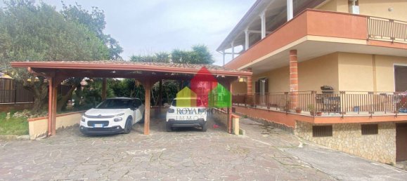 2 غرف نوم شقة في Giugliano in Campania, Italy رقم 67195 50