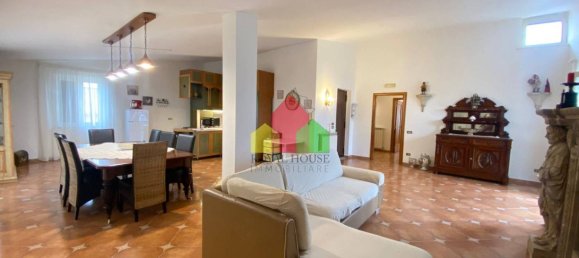 2 غرف نوم شقة في Giugliano in Campania, Italy رقم 67195 15