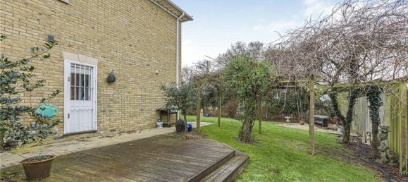 5 bedrooms House in Broxbourne, United Kingdom No. 6526 5