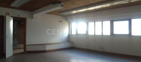 1225m² Building in Vila Real, Portugal No. 70798 6