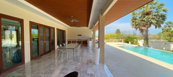 3 bedrooms Cafe / restaurant in Hua Hin, Thailand No. 6245 12